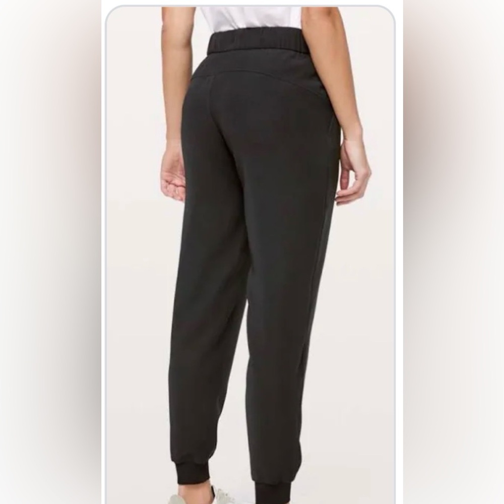 Women's Army Green Lululemon On The Fly Jogger Pants